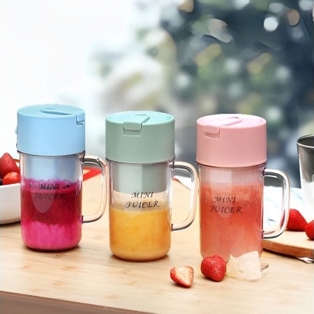 Portable Mini Crusher Juicer